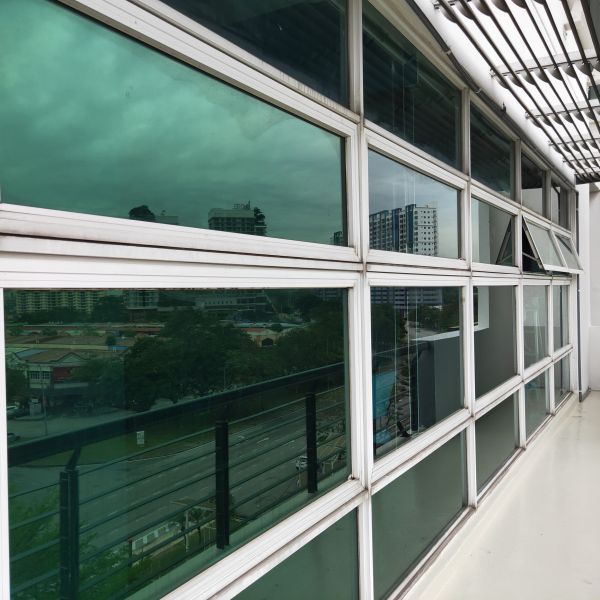 Glass Film Application